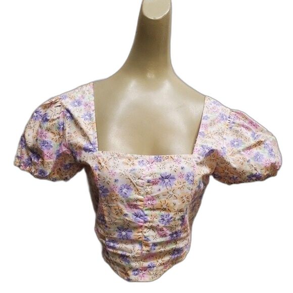Pretty Spring Floral Crop Top in size S - Picture 1 of 4
